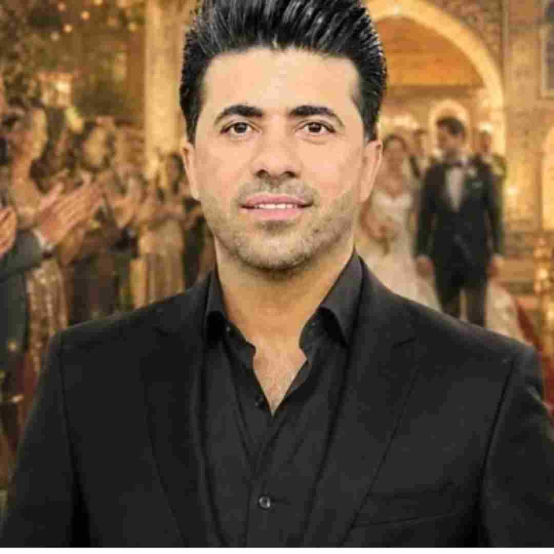 محسن احمدی فرش قرمز