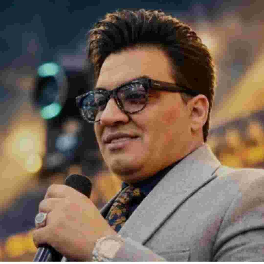 مرتضی جوان بلند بالا