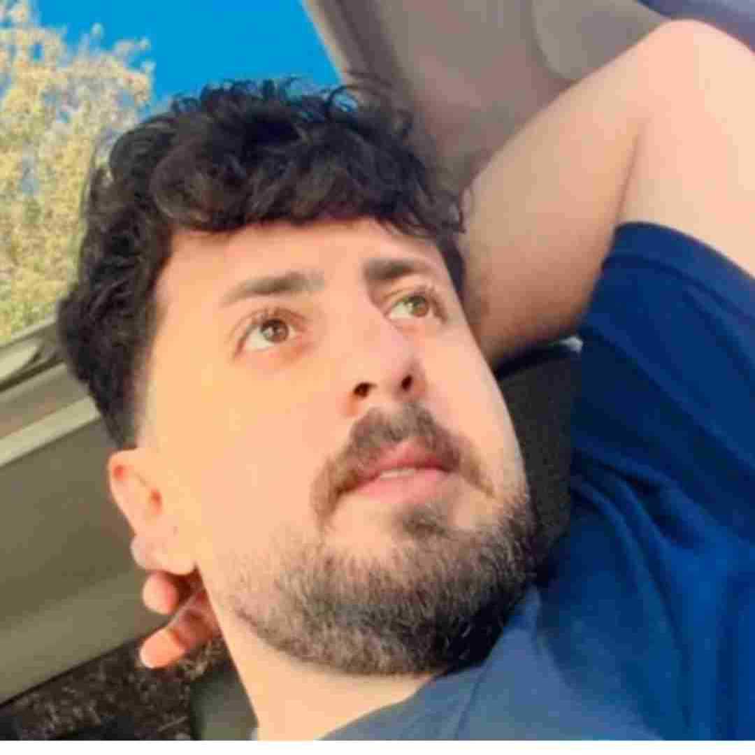 سبحان رستمی دینمی دنیامی سرباز چشاتم احترام نظامی